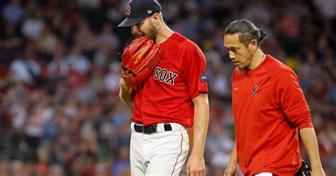 Red Sox 8-2 win overshadowed by Sale leaving start with shoulder soreness